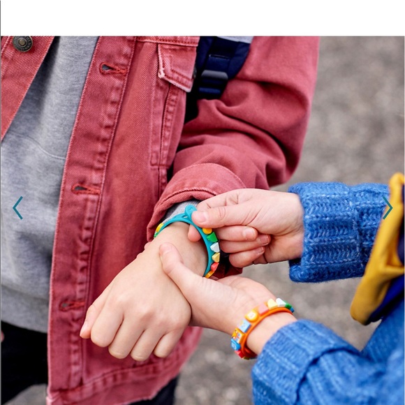 Bundle of SIX Lego dots bracelets - Picture 2 of 5
